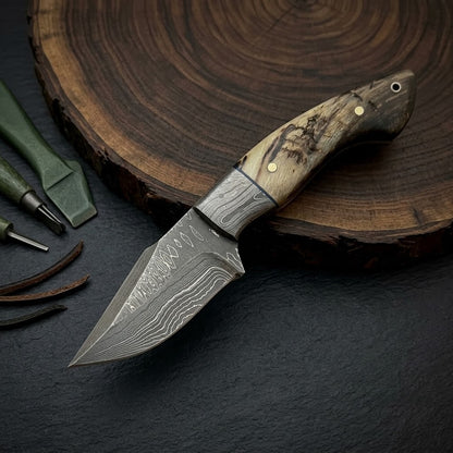 Custom Hand-Forged Damascus Steel EDC Fixed Blade Knife with Custom Leather Sheath