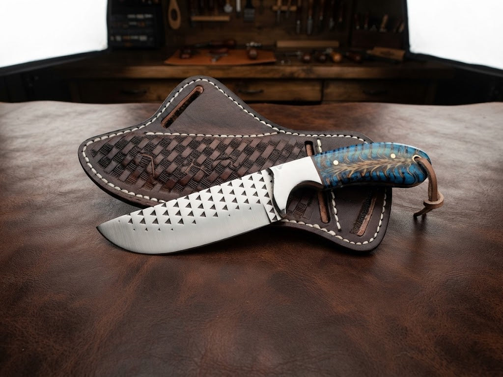 handcrafted Custom Cowboy Knife – Forged Steel Blade & Premium Stabilized Pinecone Handle